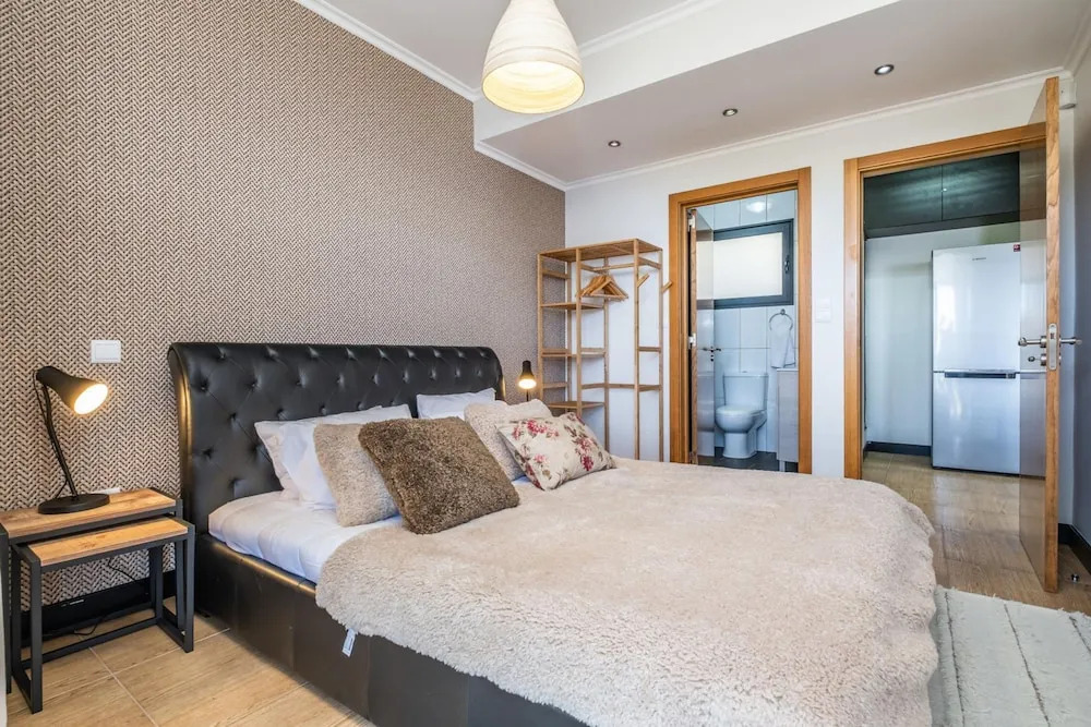 Ocean Panorama Apartment 1 by Homie