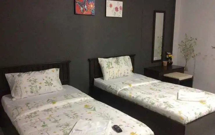 Pornsiri Place