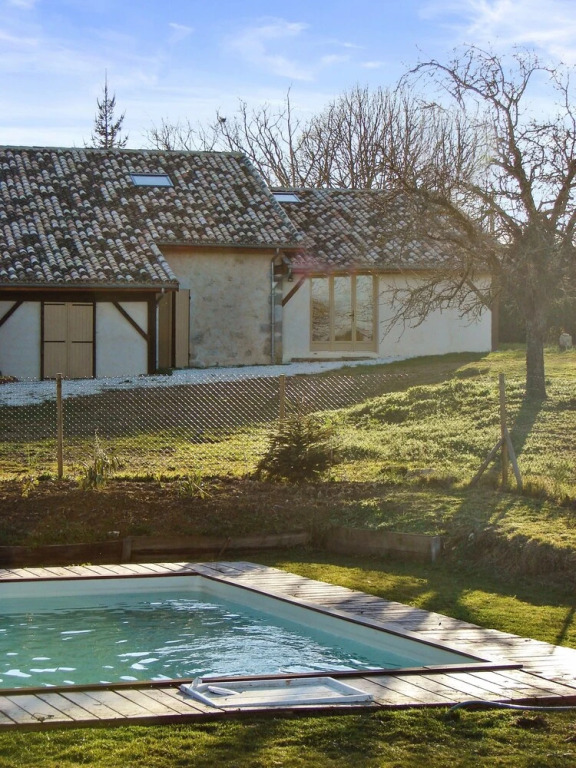 House With one Bedroom in Agnac, With Pool Access and Enclosed Garden