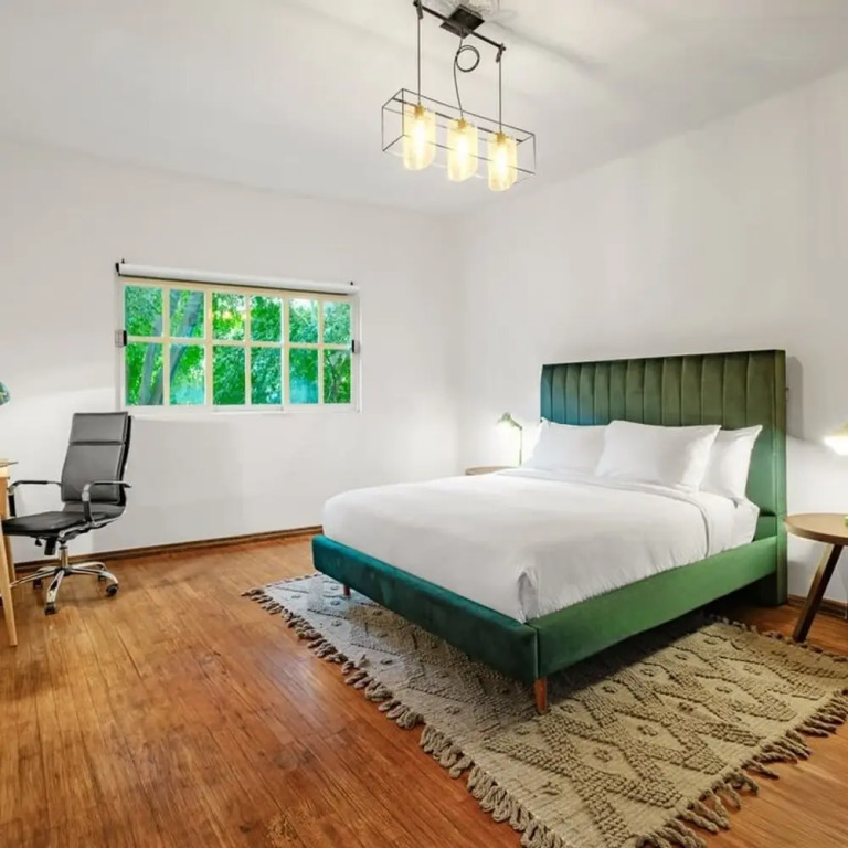 Art Deco Style Condo 2min Walk to Lincoln Park