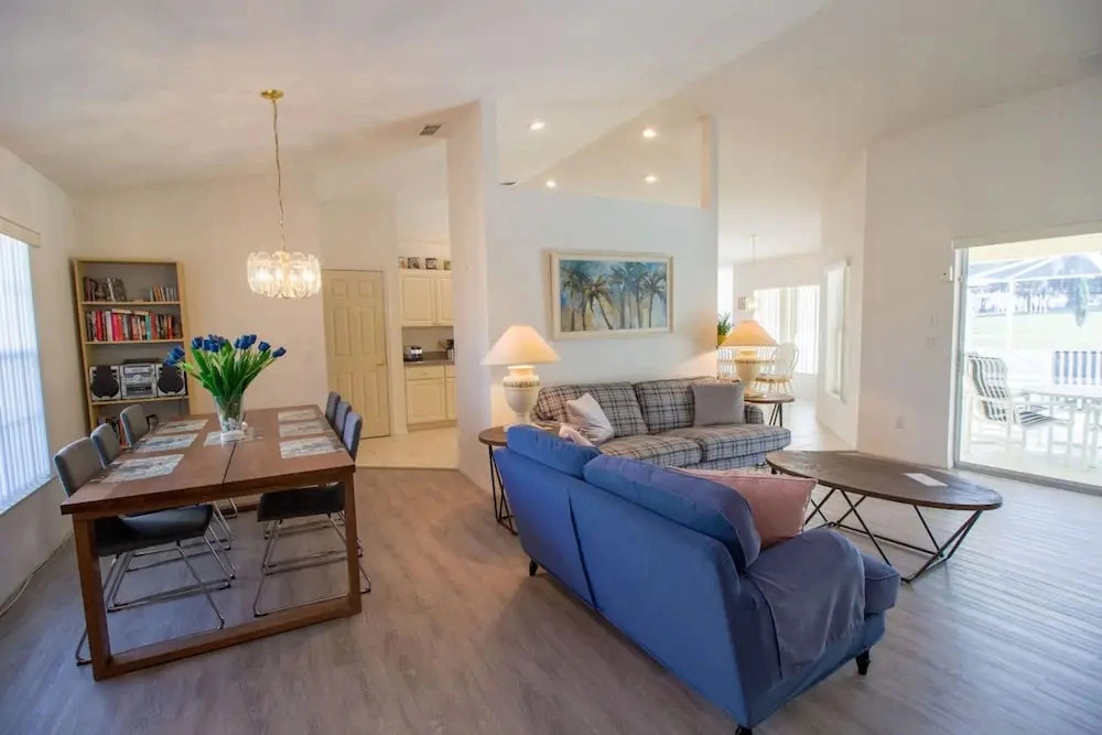 Villa Lovie Charming 4-bed 3-bath With Pool spa
