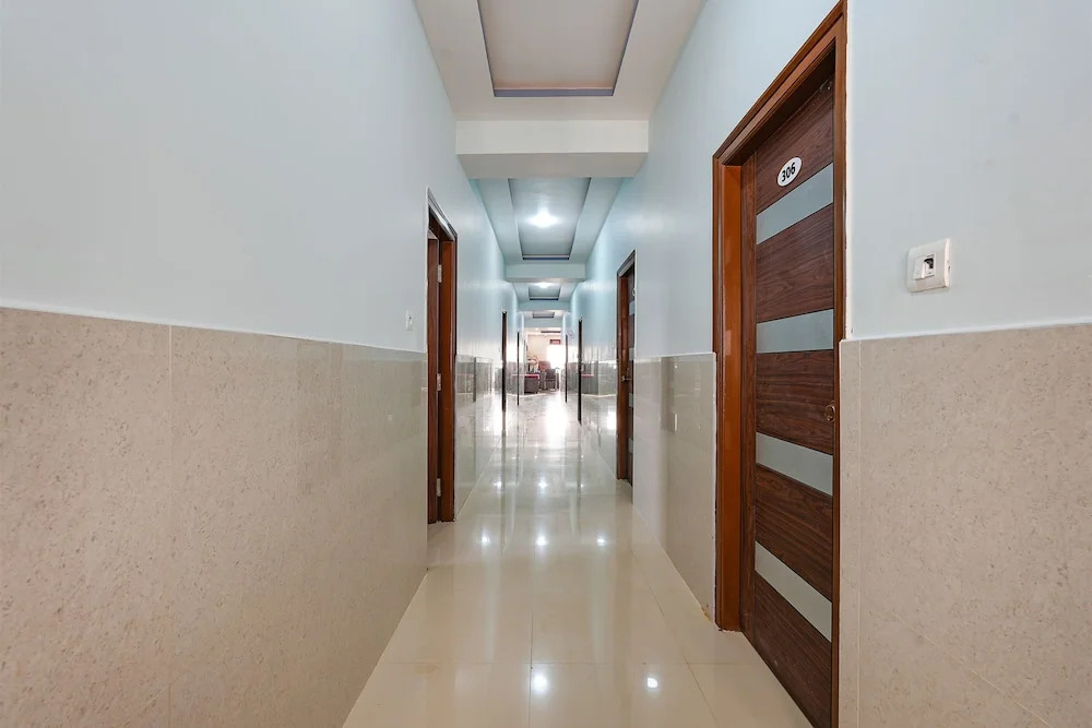 FabHotel Whitefield Suites - Nr ITPL Main raod
