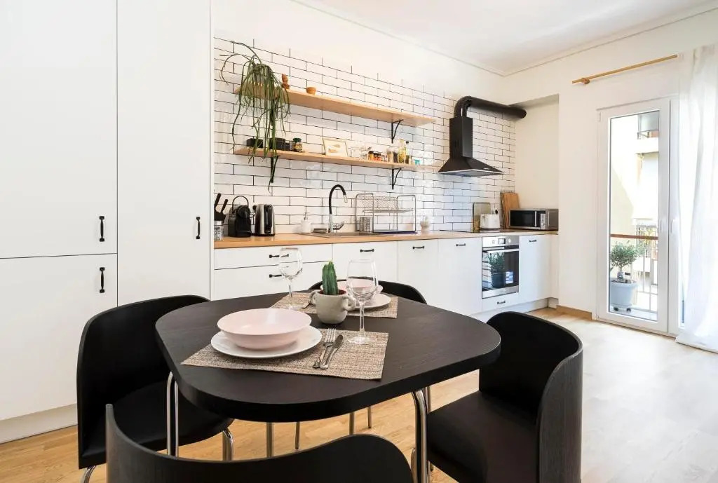 Your Perfect Relaxing Eclectic Gateway In Athens