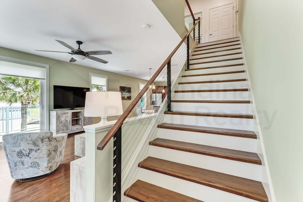 391 South Fletcher A&B