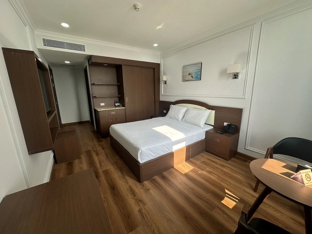 Ngoc Thu Palace