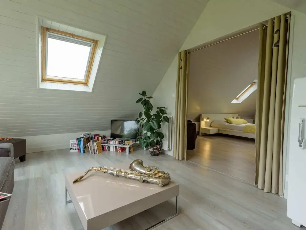 Peaceful Holiday Home in Plouguin with Indoor Pool