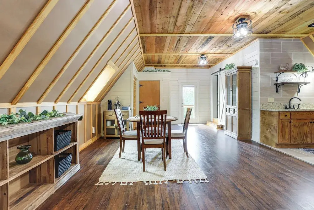 Lake Allatoona Area Studio w/ 2 Decks & Farm Views