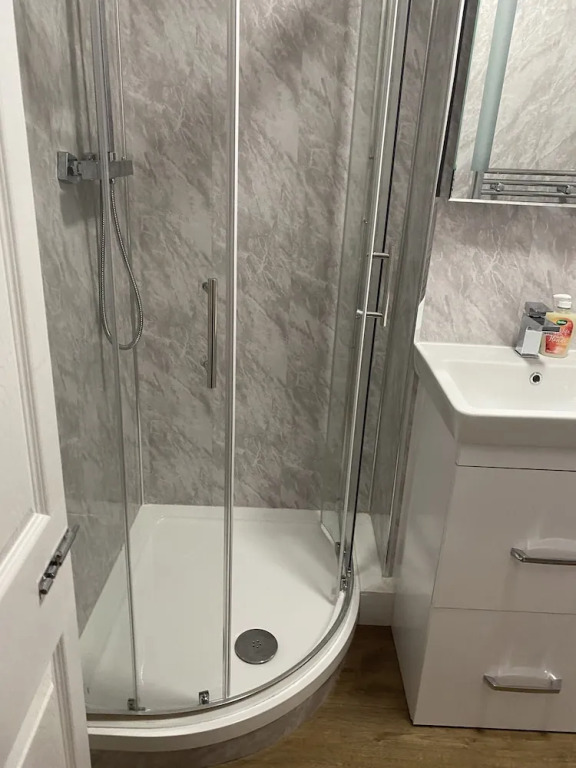 Large 3 bed House Sleep 10 Anfield Liverpool