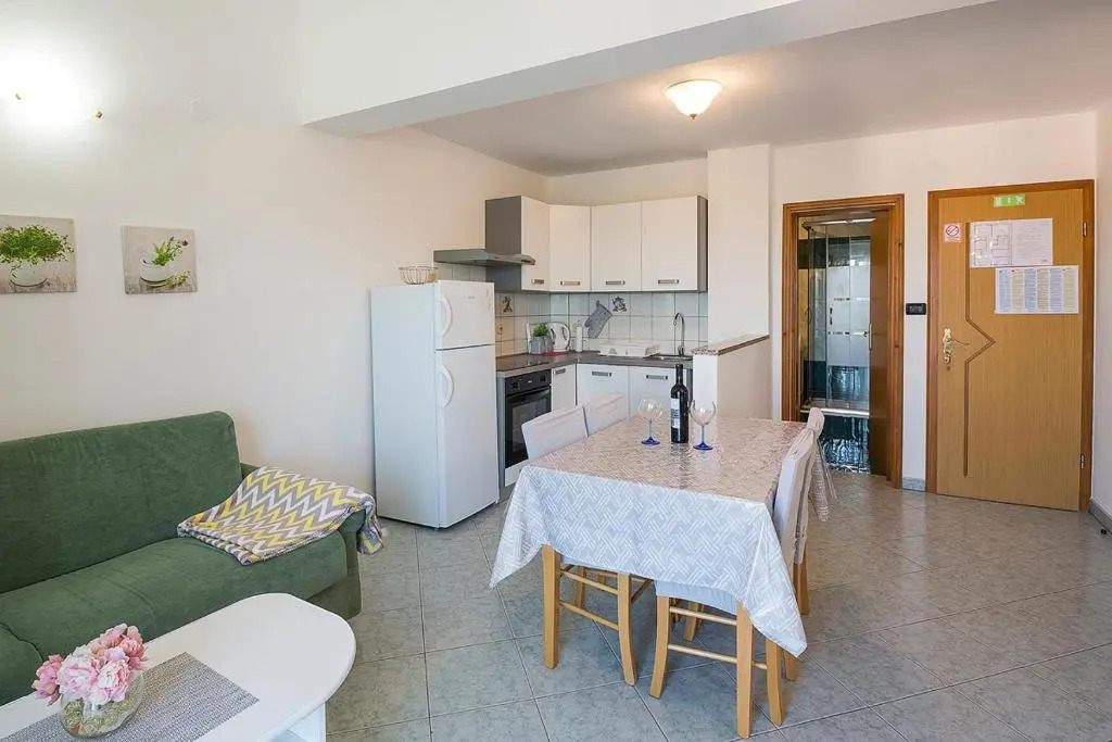 Apartman, studio and room Kata