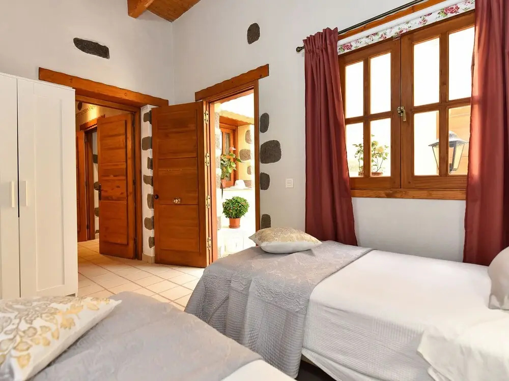 Luxurious Villa in Las Palmas With Swimming Pool