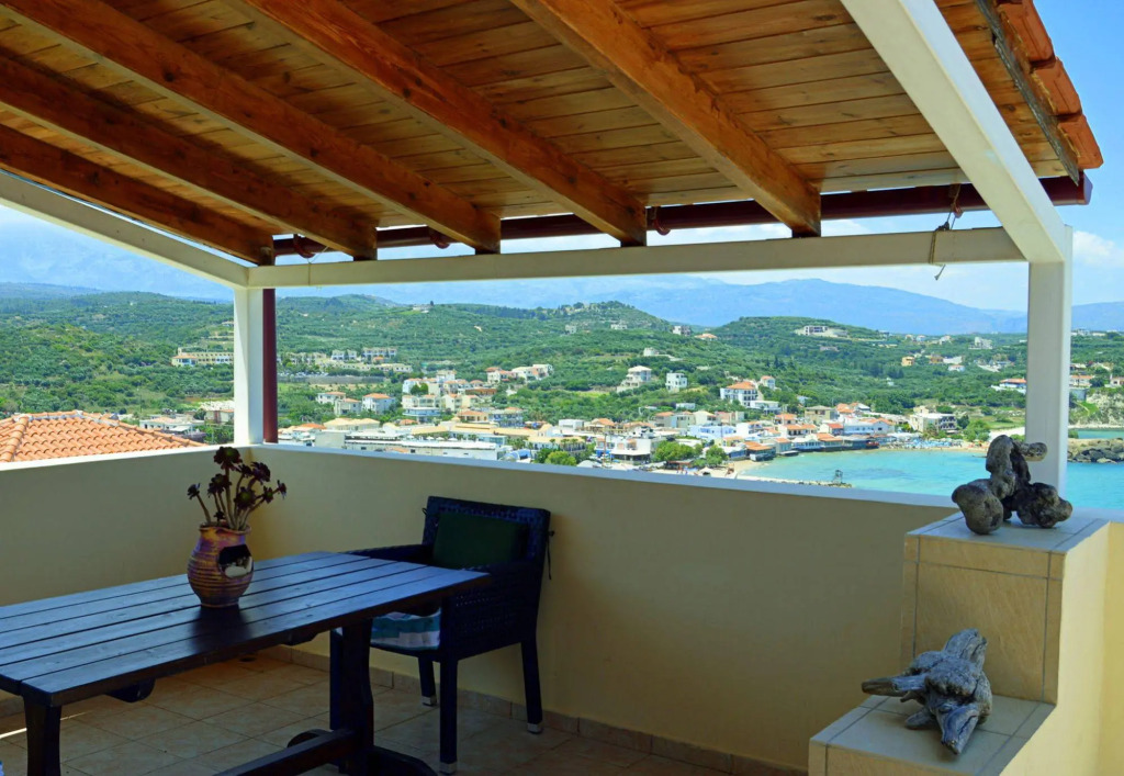 Manos Apartments