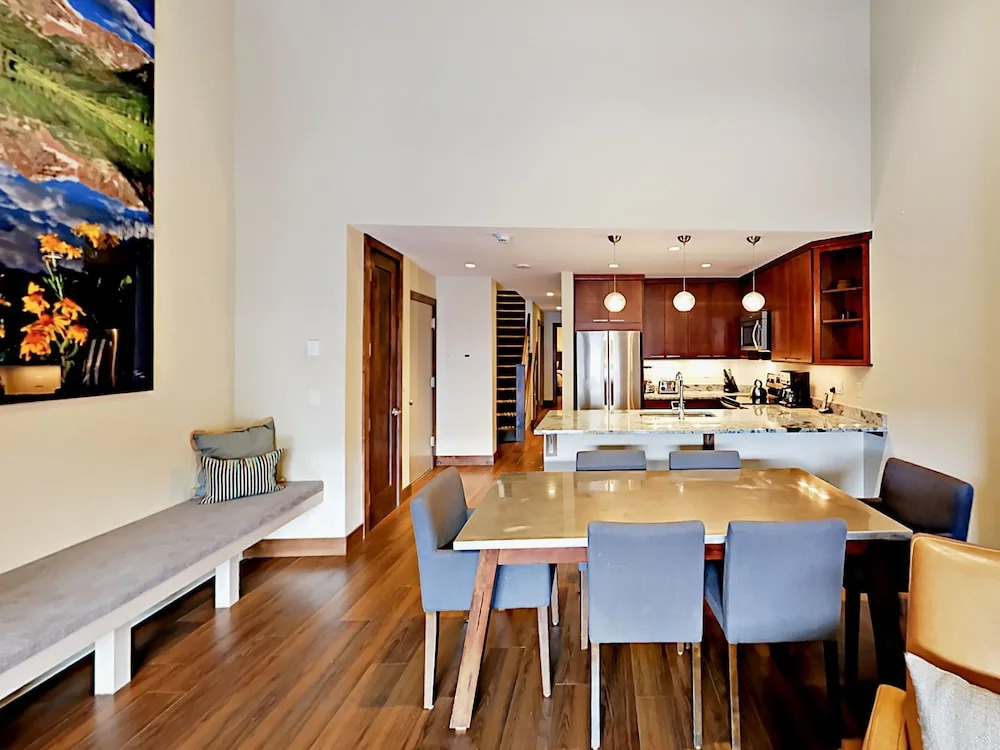 137 Benchmark Rd Condo Unit 518 3 Bedrooms 3 Bathrooms Condo