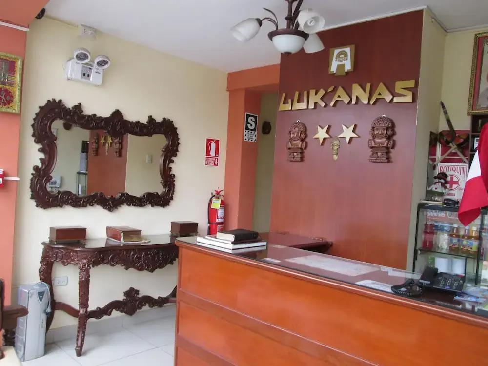 Hostal LUK\ANAS