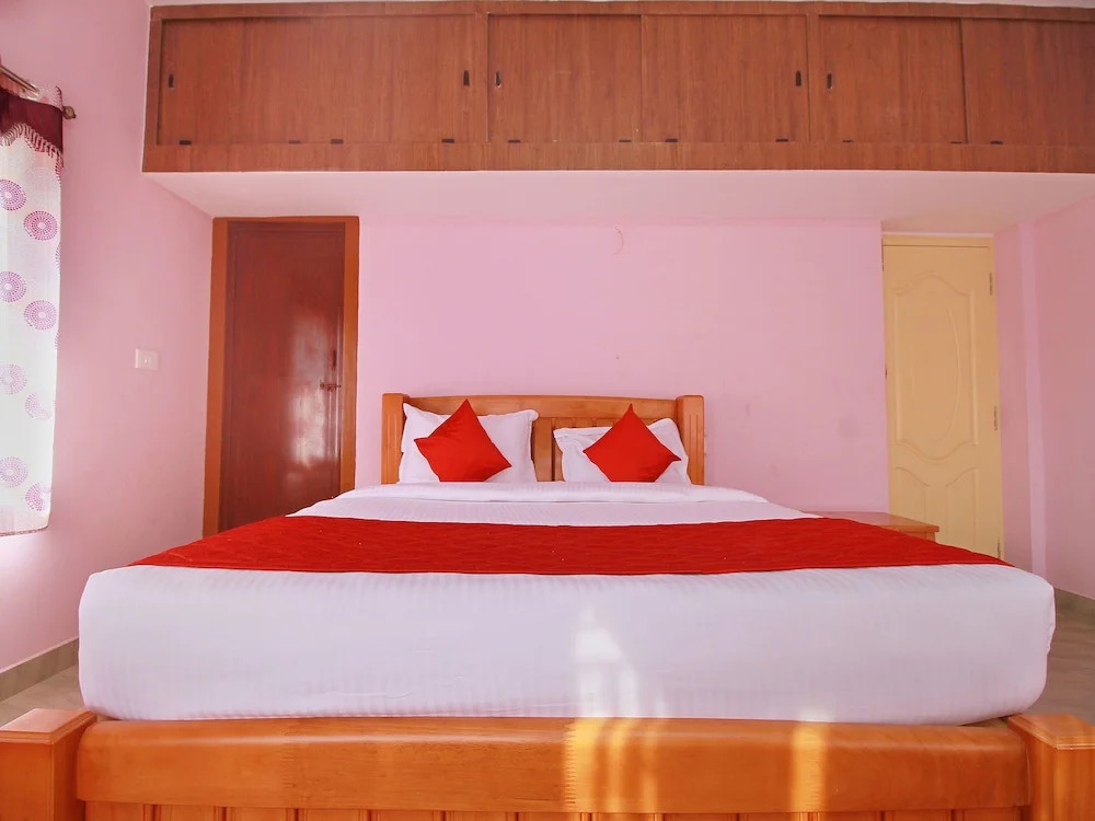 OYO 11958 Home Grand 3BHK Villa Near JIPMER