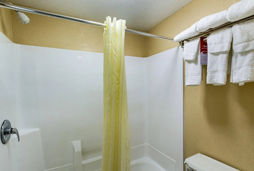 Econo Lodge West Dodge Omaha