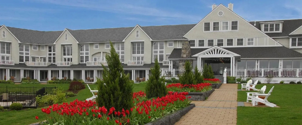 Inn By the Sea