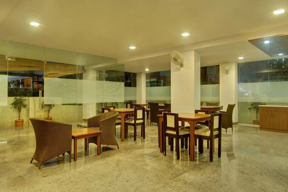 OYO 9946 CKB Apartment