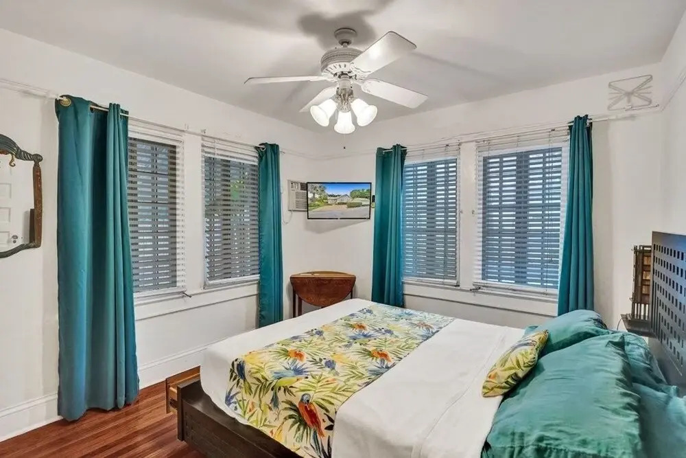 Walk To Las Olas Blvd-heated Private Pool/hot Tub 2 Bedroom Home by Redawning