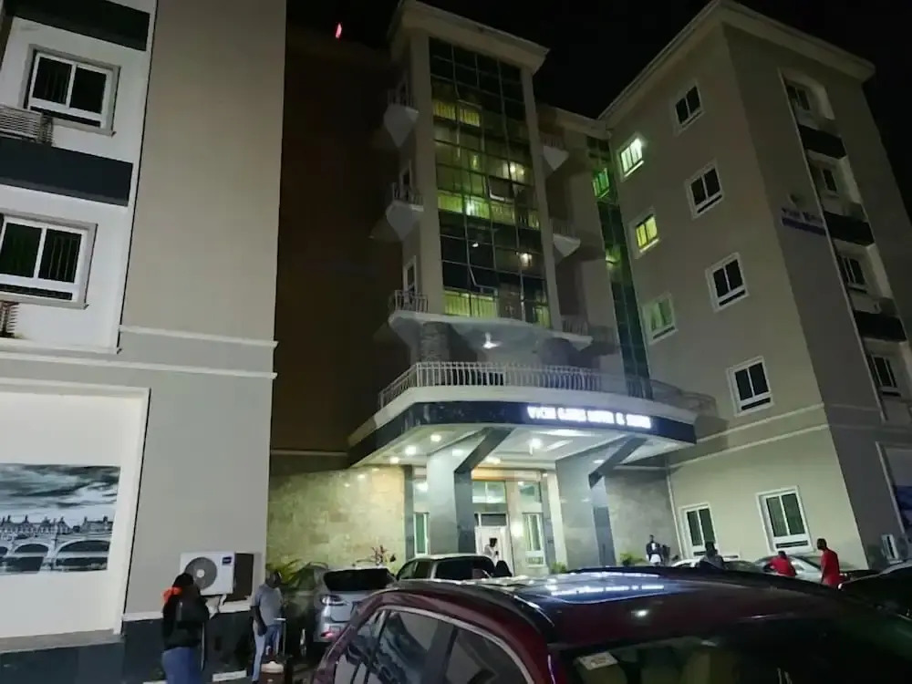 Vichi Gates Hotel