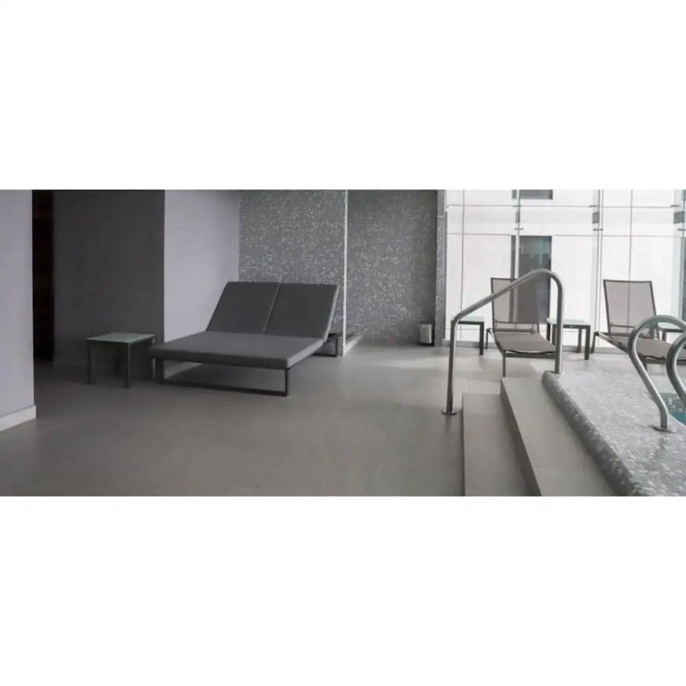 Luxurious Apartment with Amenities Near Santa Fe