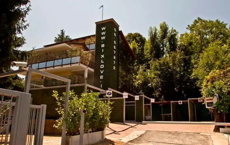 Sixlove Gate Thovez