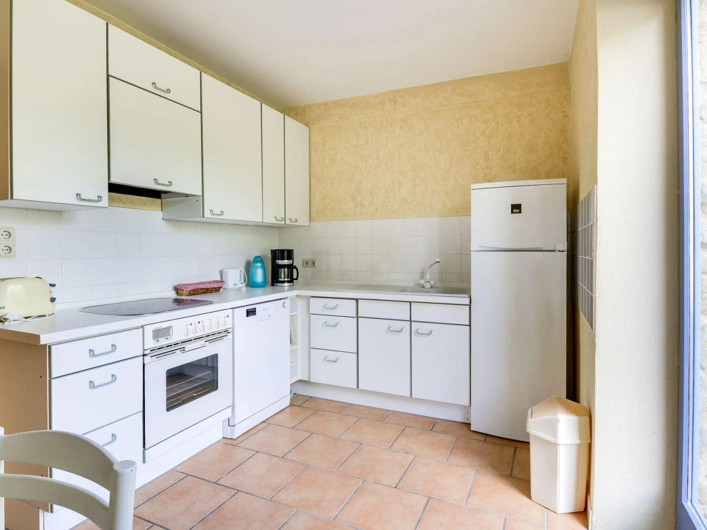 Charming Sea View Apartment in Lozen