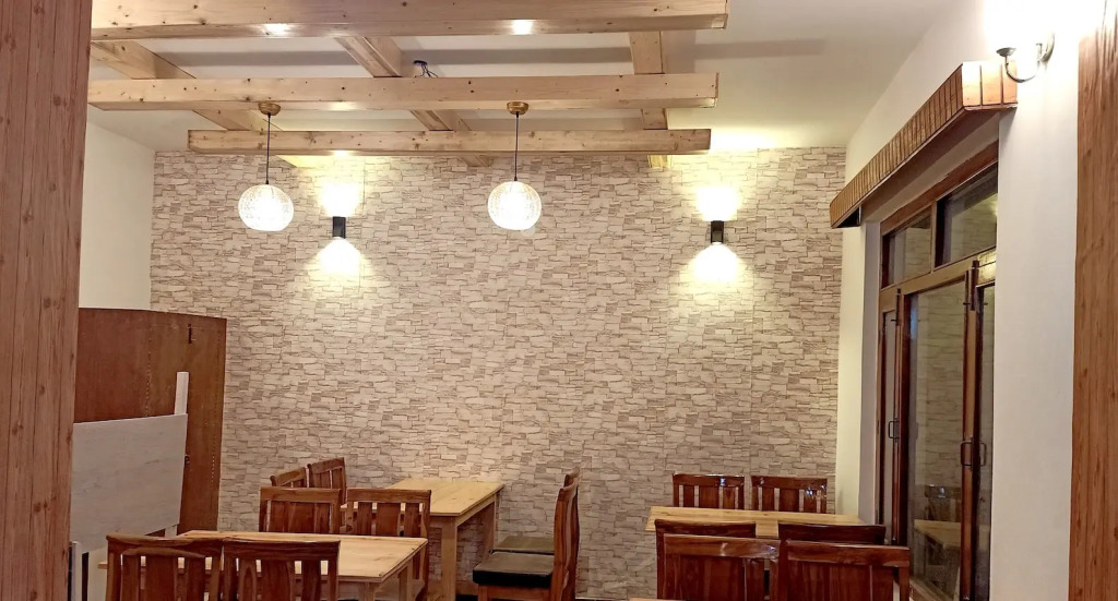 CS Shhandella Hotel