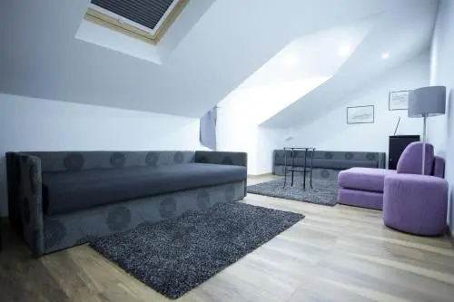 Bonus Apartments