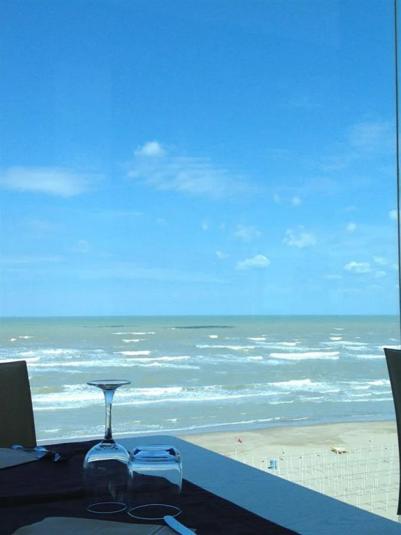 Hotel Commodore