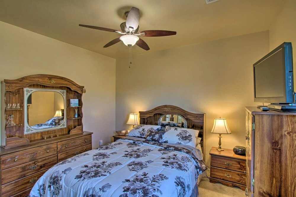 Near Golf: Casita w/ Patio 10 Mi to Dtwn Phoenix