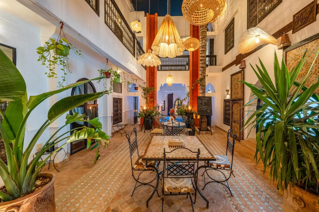 Riad 5 sens