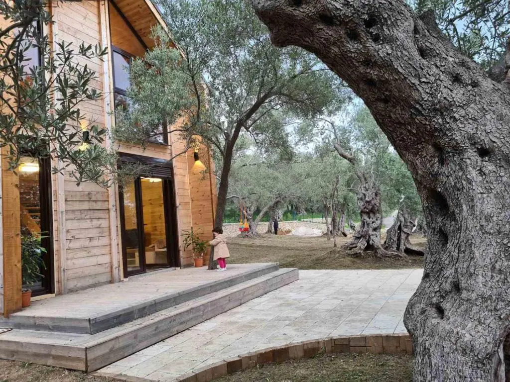 OLEA COTTAGE