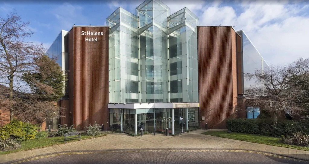 Mercure St Helens