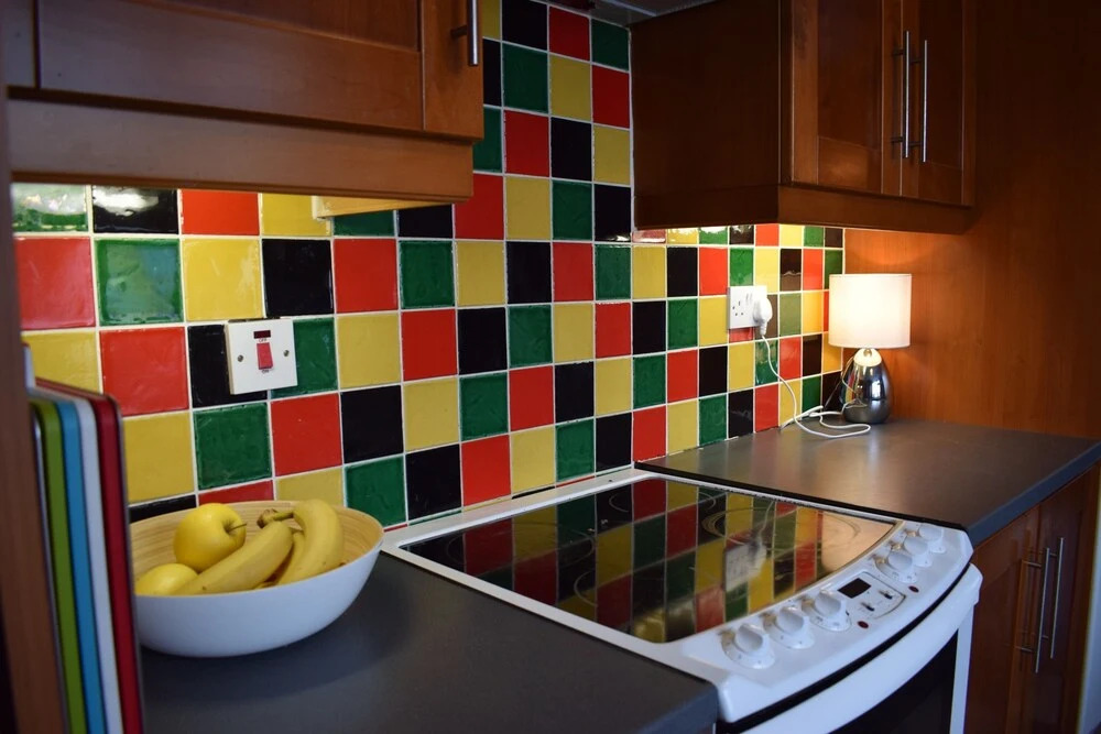 2 Bedroom House on James Street Sleeps 4