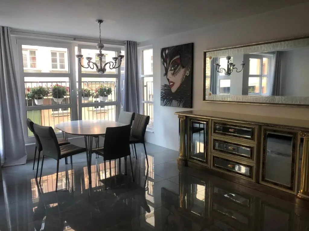 Luxurious 2 Bedroom Apartment Old City