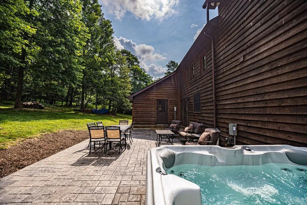 Dancing Bear Lodge