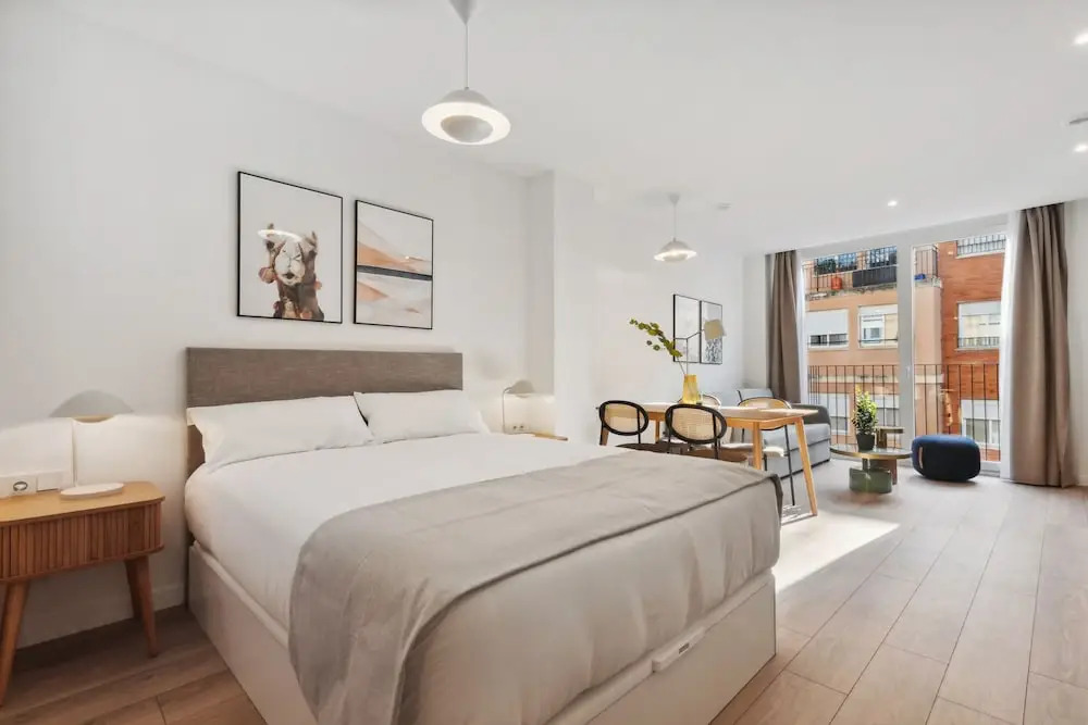 Limehome Valencia Carrer del Pare Palau i Quer