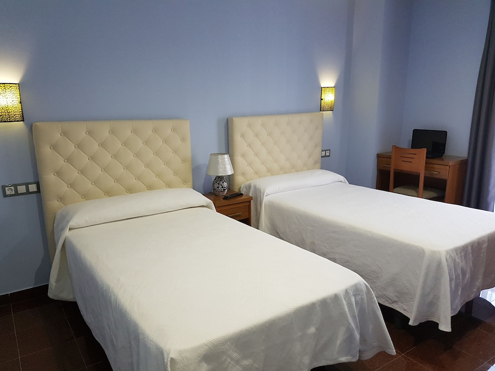 HOSTAL CAMELOT