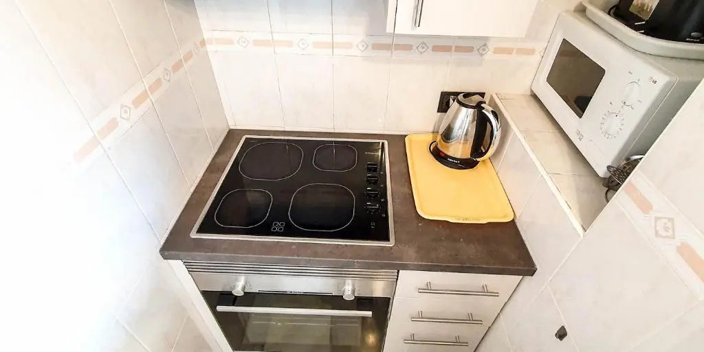 Lovely 2 Bedroom Apartment for Rent in Skol Marbella 706
