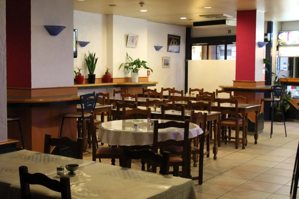 Yasha Hotel