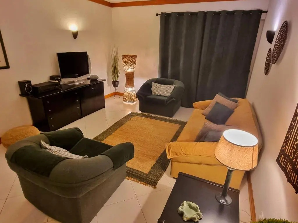 Tivoli Apt8 with Pool&Garage