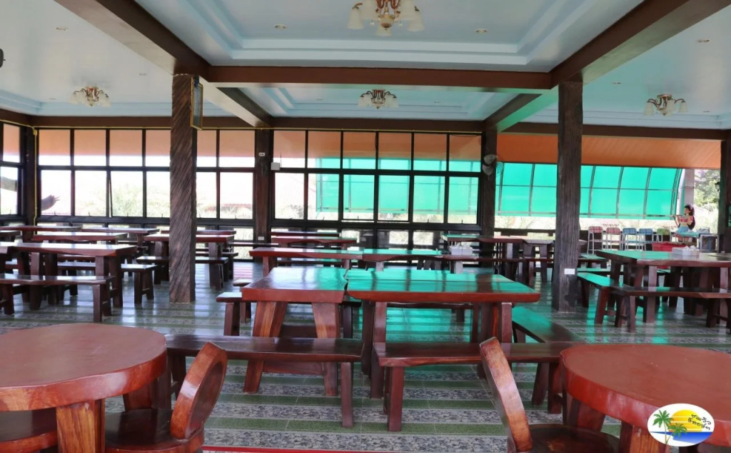 Chomview Resort