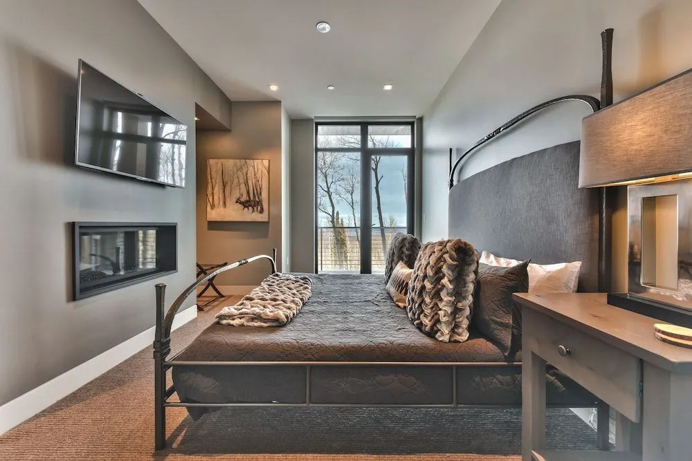Deer Valley One Empire Pass Ski-in/ski-out 3 Bedrooms 3 Bathrooms Cond