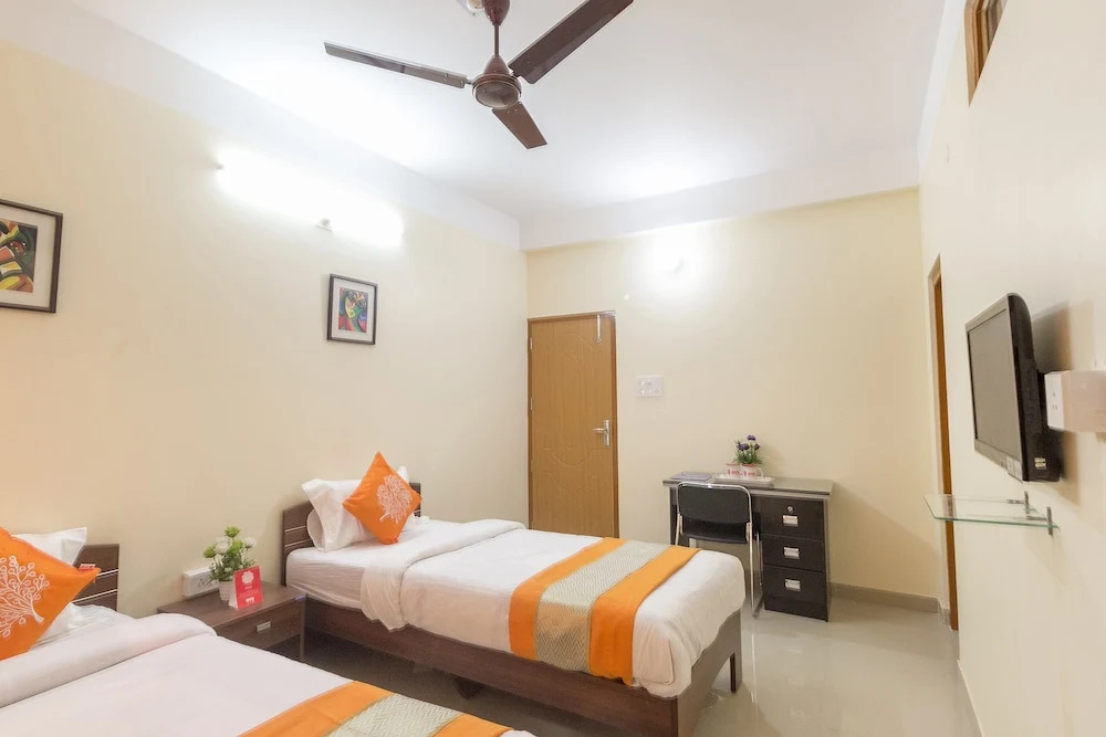 OYO 8209 Home Stay Down Town