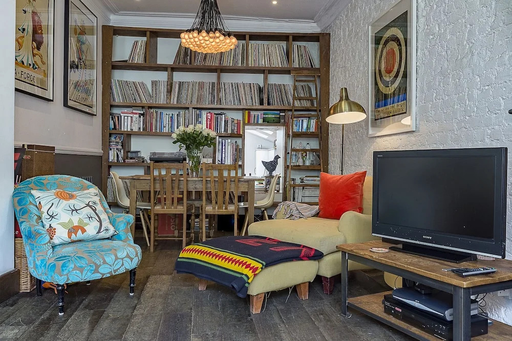 Ravenscourt Park Retreat