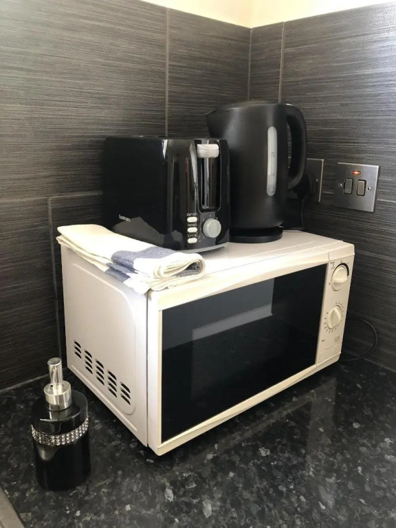 Apple House Guesthouse Heathrow Airport