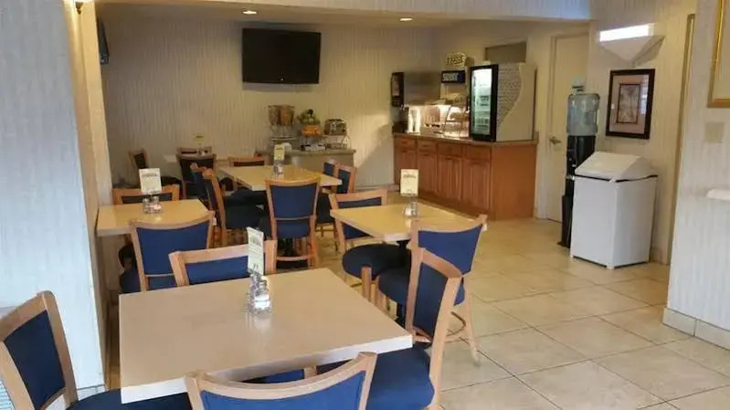 Holiday Inn Express Half Moon Bay