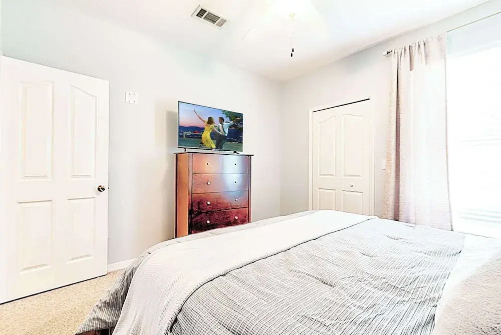 8908 Family Fun in Kissimmee Spacious 4-bedroom Apartment Near Theme Parks