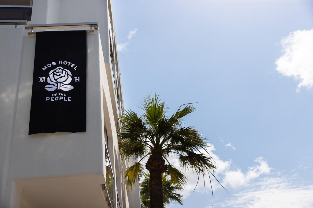 MOB HOTEL Cannes