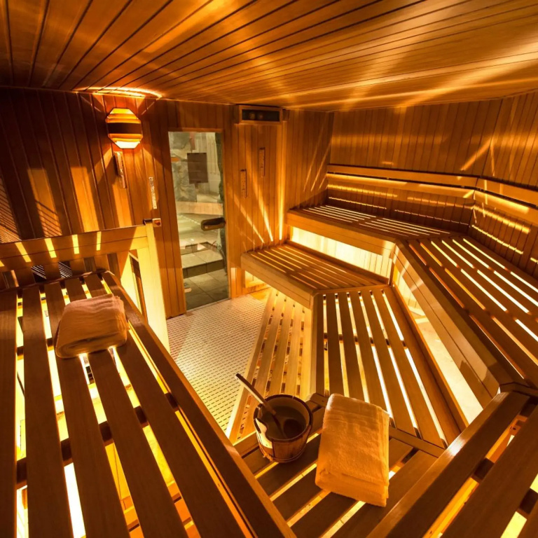 Alpen Hotel Corona